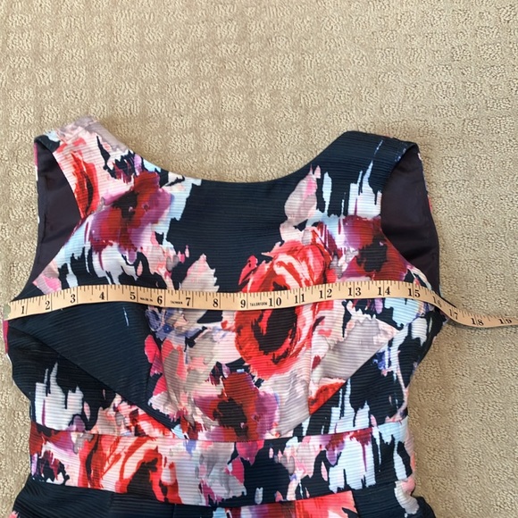 🎊Host Pick🎊Fabulous Kate Spade ♠️ Hazey Floral open V back dress w/back bow - Picture 16 of 16